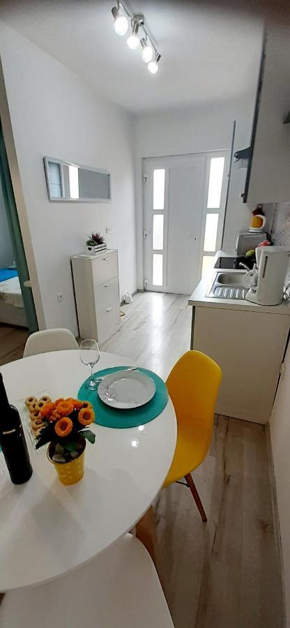 Lennida Studio Apartman With Free Parking Kavran Dış mekan fotoğraf